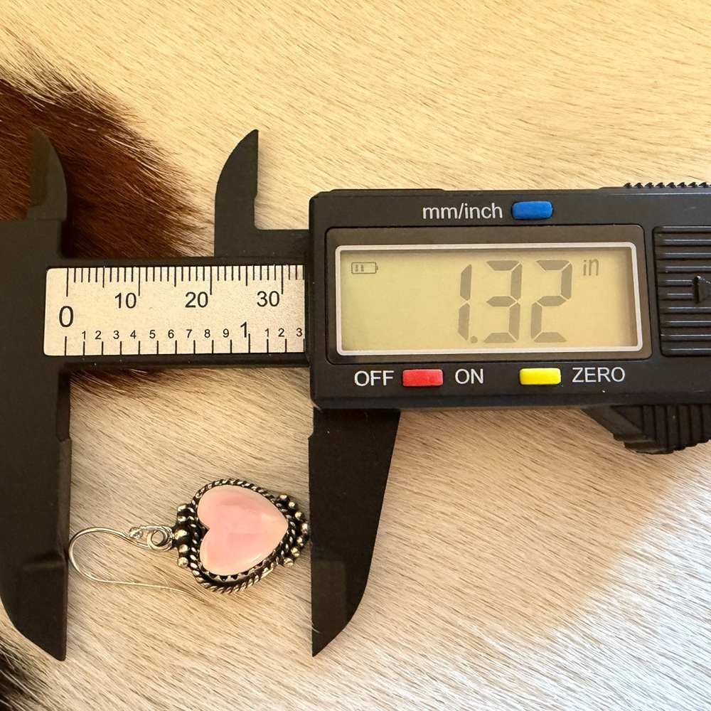 ❤️ Queen Pink Conch Navajo Style Heart Dangle Earrings Sterling Silver 7.7 Grams - Picture 9 of 11